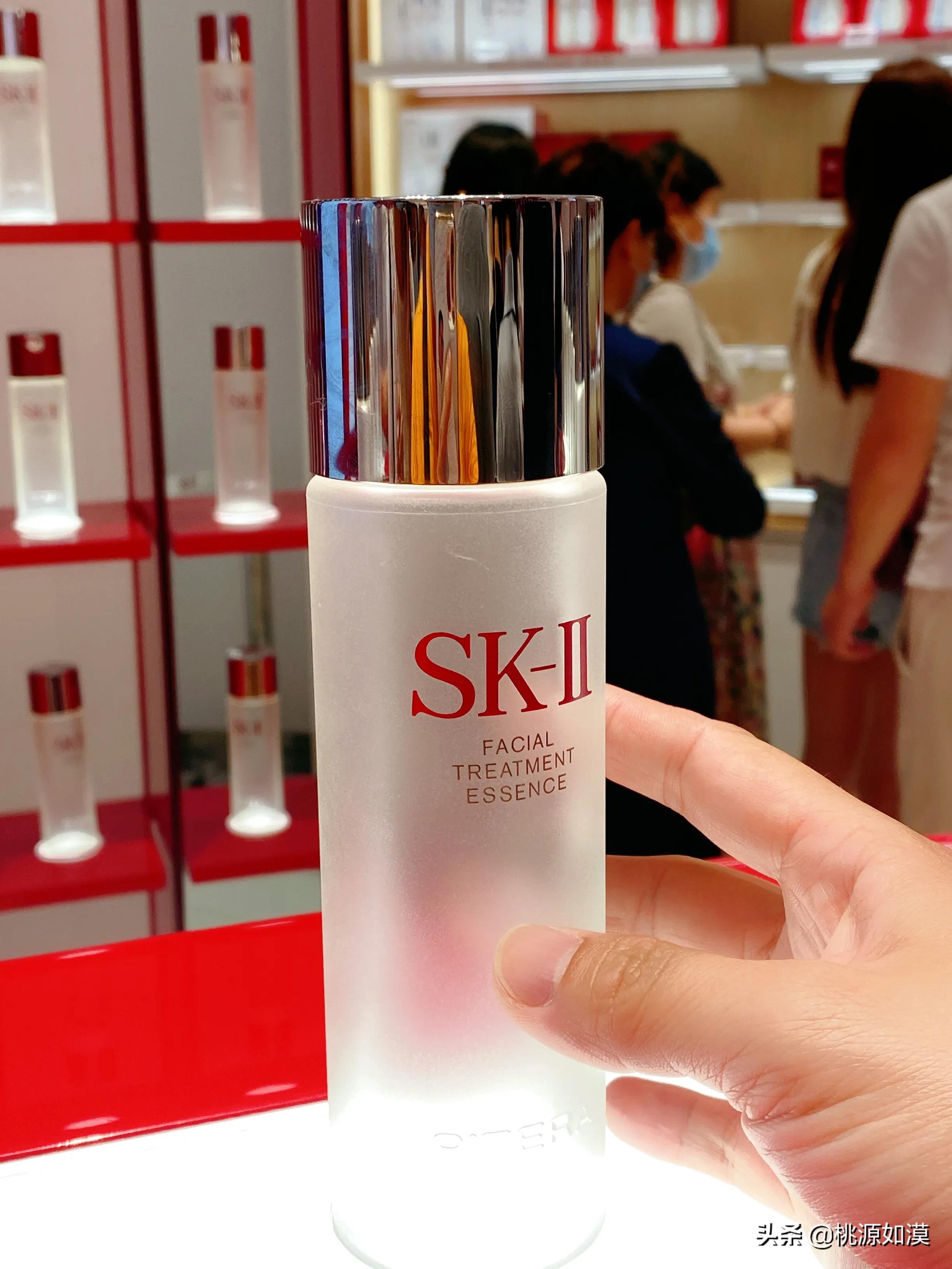 脸只有一张,买便宜买错了就浪费?千元内十大好用精华水推荐