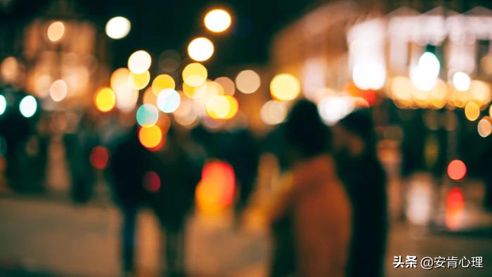 5大技巧来拯救你的社交恐惧症,克服社交恐惧症的训练方法