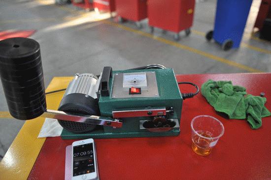 网上买机油真实感受,自己在网上买的机油靠谱吗