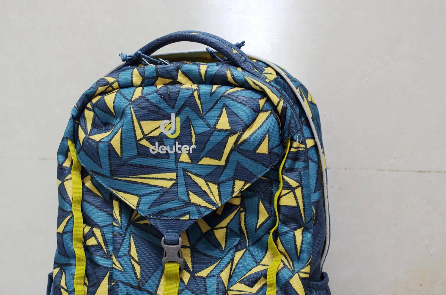 澶氱壒鎶よ剨涔﹀寘娴嬭瘎 (寰峰浗scout鍎跨鎶よ剨涔﹀寘)