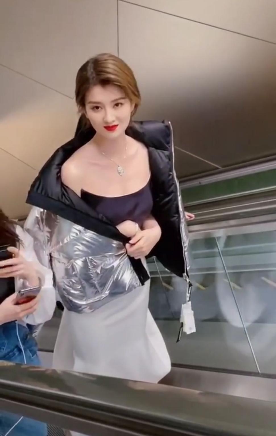 乔欣惊艳的穿衣服,乔欣惊艳穿衣搭配