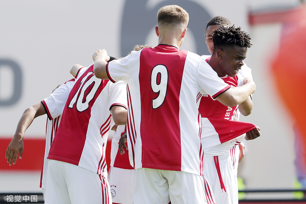 欧冠前瞻死亡之组揭开新赛季序幕,欧冠前瞻巴黎近期内忧外患