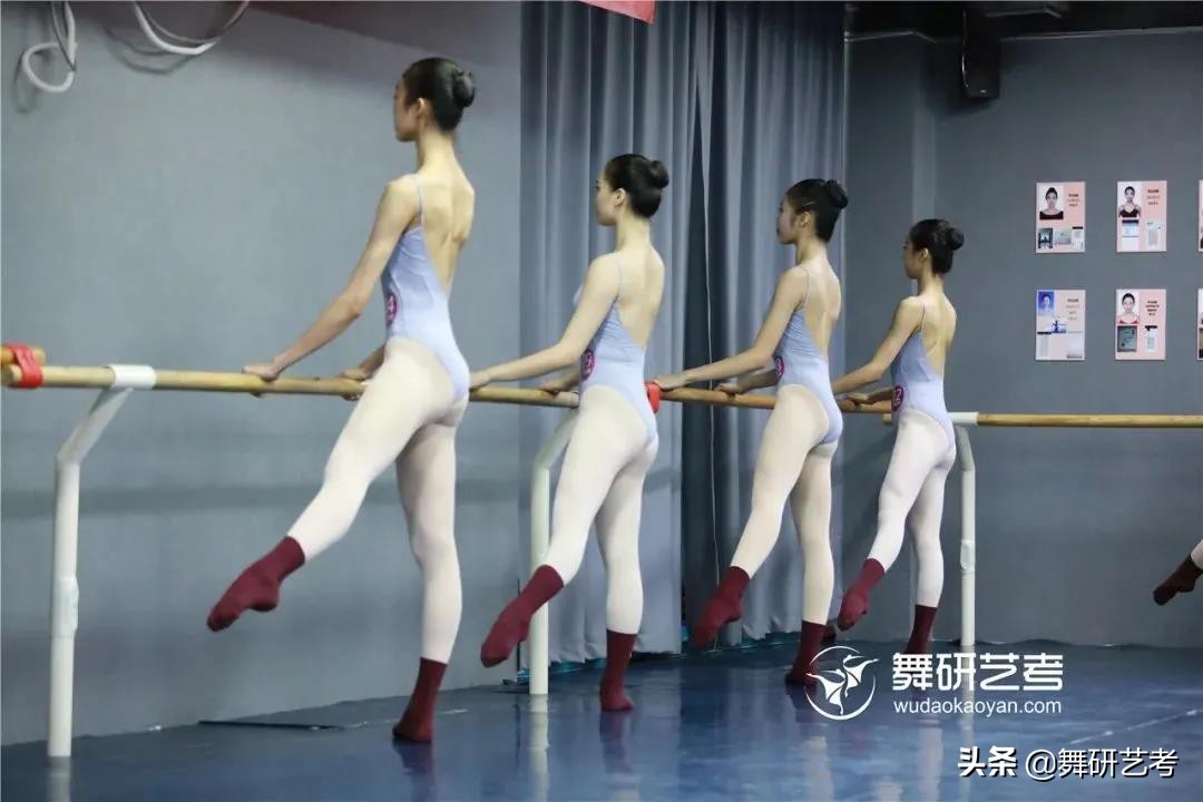 舞蹈生肌肉腿,舞蹈生如何从肌肉腿变成筷子腿