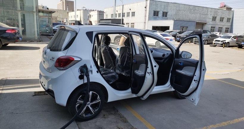 被五菱宏光吸引，最终却入手长安E-Star，提车后来说说感受