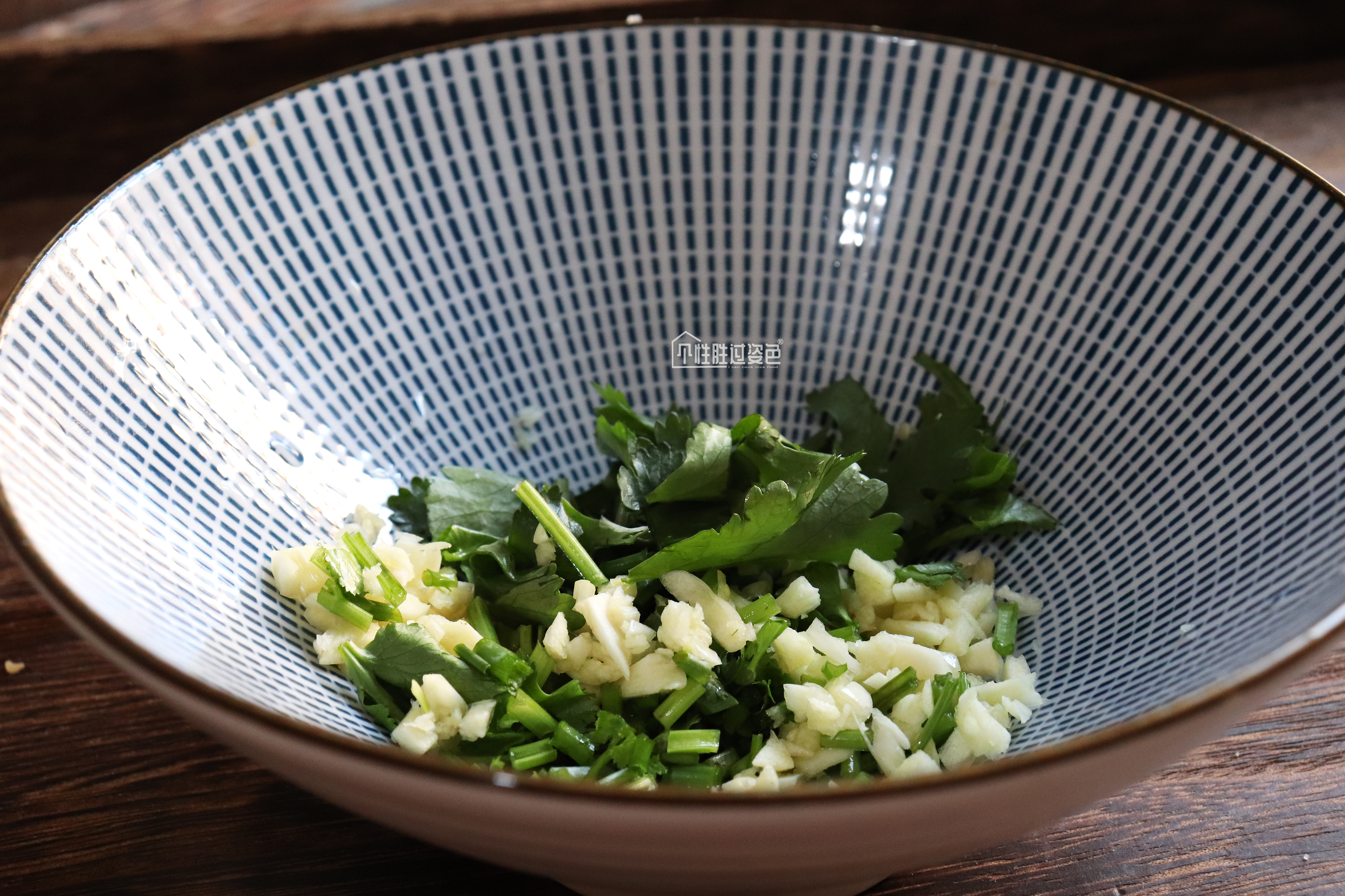 30秒教你制作酸辣粉,手把手教你做酸辣粉视频