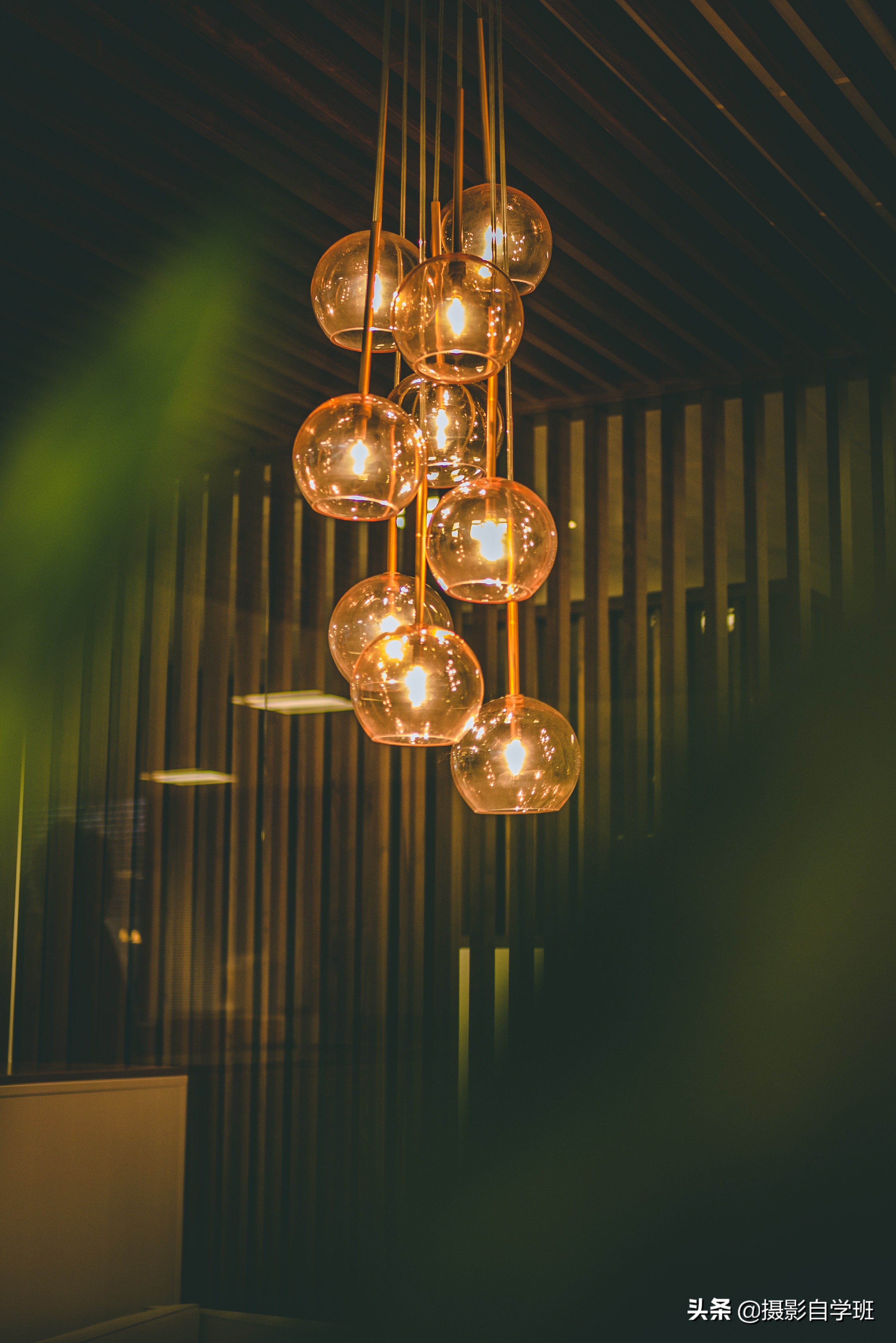 家里的灯可以变颜色,家里的灯还能这样拍