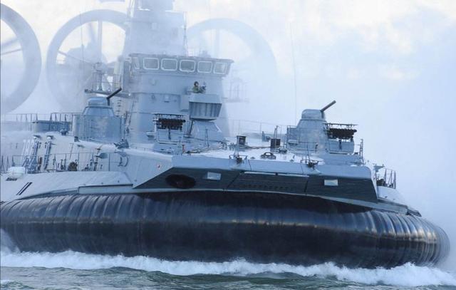 野牛登陆艇,野牛级登陆艇视频