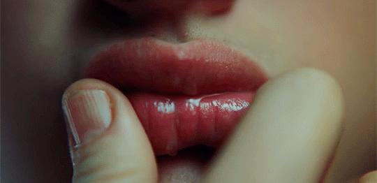 *欲情**疯狂、*社会反**,他美得像梦露却杀人无数