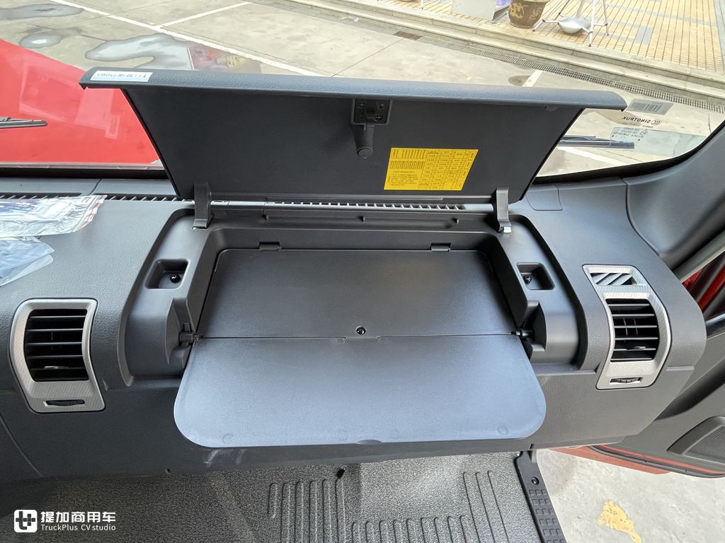 重汽豪沃g5x最新款价格,豪沃轻卡g5x潍柴220马力试驾视频