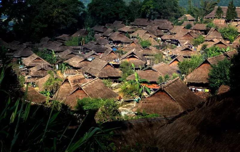 云南磨憨到老挝磨丁旅游攻略,西双版纳自驾老挝旅游攻略