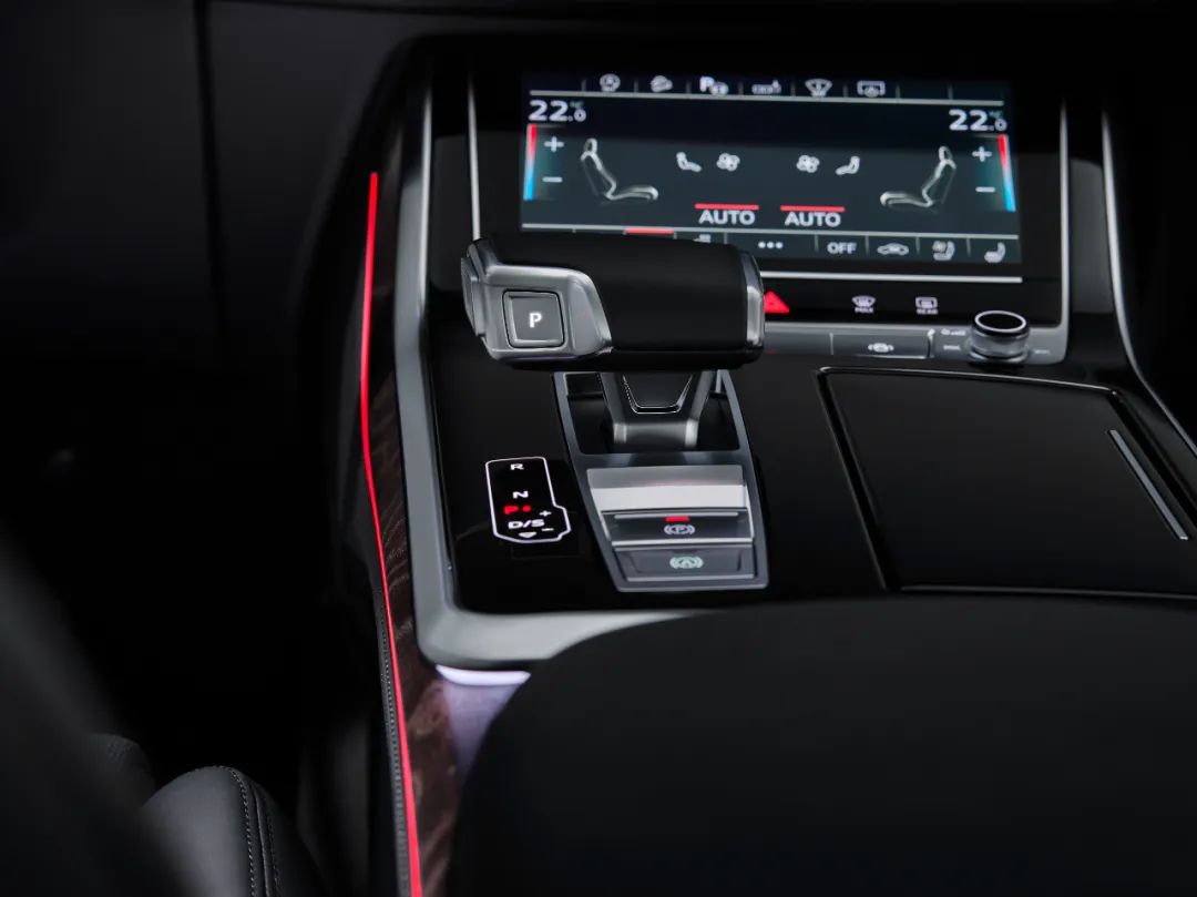 老款奥迪q73.0t和老款奥迪q73.6区别,新款奥迪q7正式上市售68.98万起