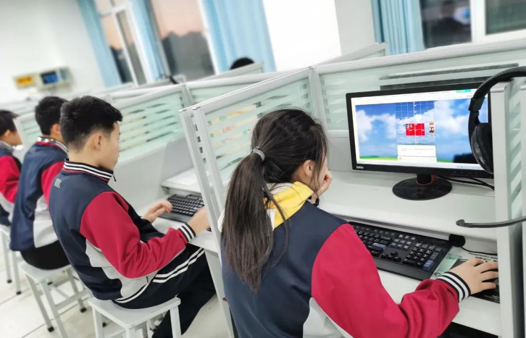 潍坊滨海国际风筝锦标赛,潍坊滨海国际学校足球联赛