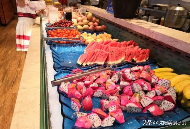 沈阳人！吃自助餐都用什么姿势？