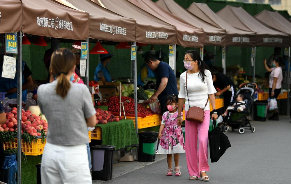 摆地摊卖什么可以线上线下,线上带货线下摆地摊