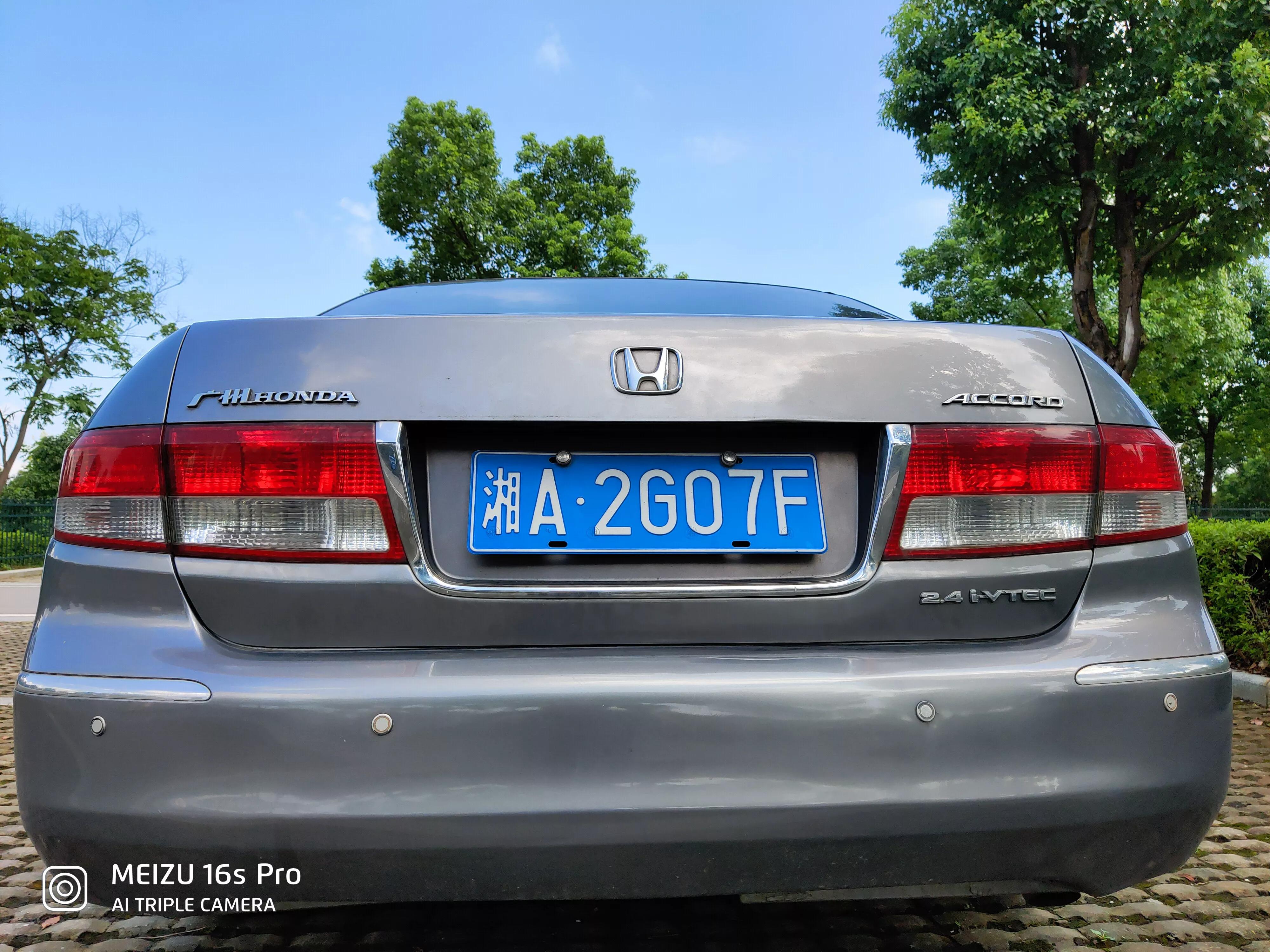 05年本田雅阁七代2.4自动挡多少钱,2009款的雅阁2010年上牌2.4排量