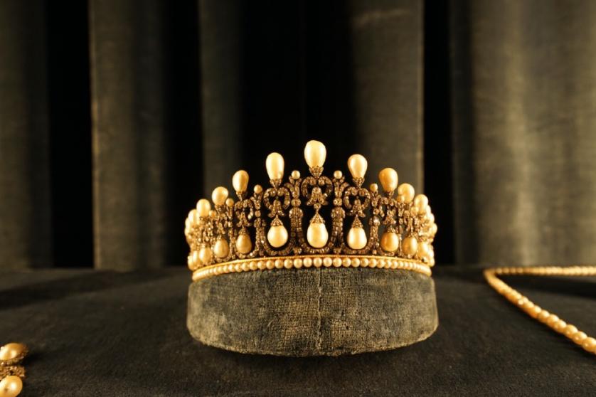 伊朗是哪个国家的首都,各个国家的首都及位置