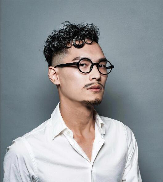 男士发型烫发卷发推荐,男士帅气烫卷发发型图片2015款