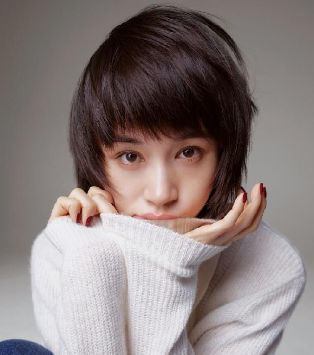 王子文长发好看还是短发好看,王子文发型短发同款