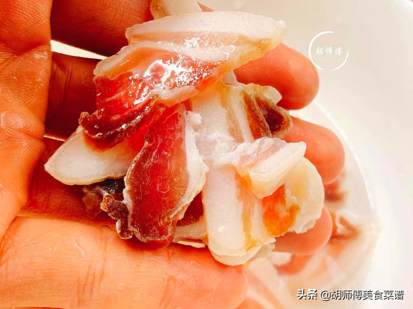 腊肉炒青椒怎么做腊肉不咸,腊肉腌咸了怎么处理