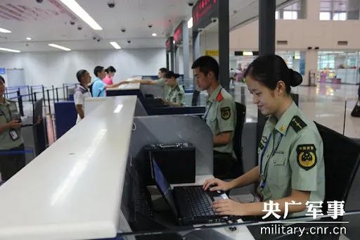 半军半警的*警武**部队到底是警还是军？