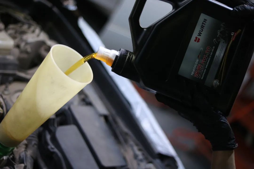 怪兽汽车翻新地址,怪兽修车翻新奥迪q7