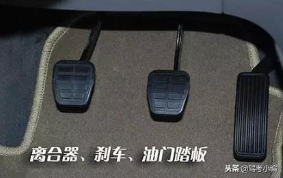 科目二倒车入库的操作要领与技巧,如何掌握科目二倒车入库技巧