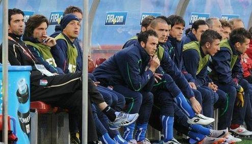 意大利教练曼奇尼巴神,欧洲杯赛后吐槽