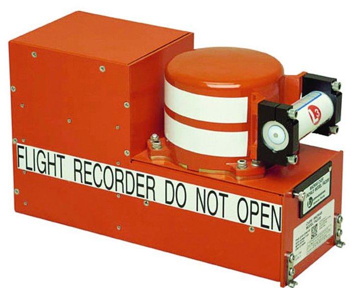 黑匣子的数据为什么不能实时传输,黑匣子的功能有多强大