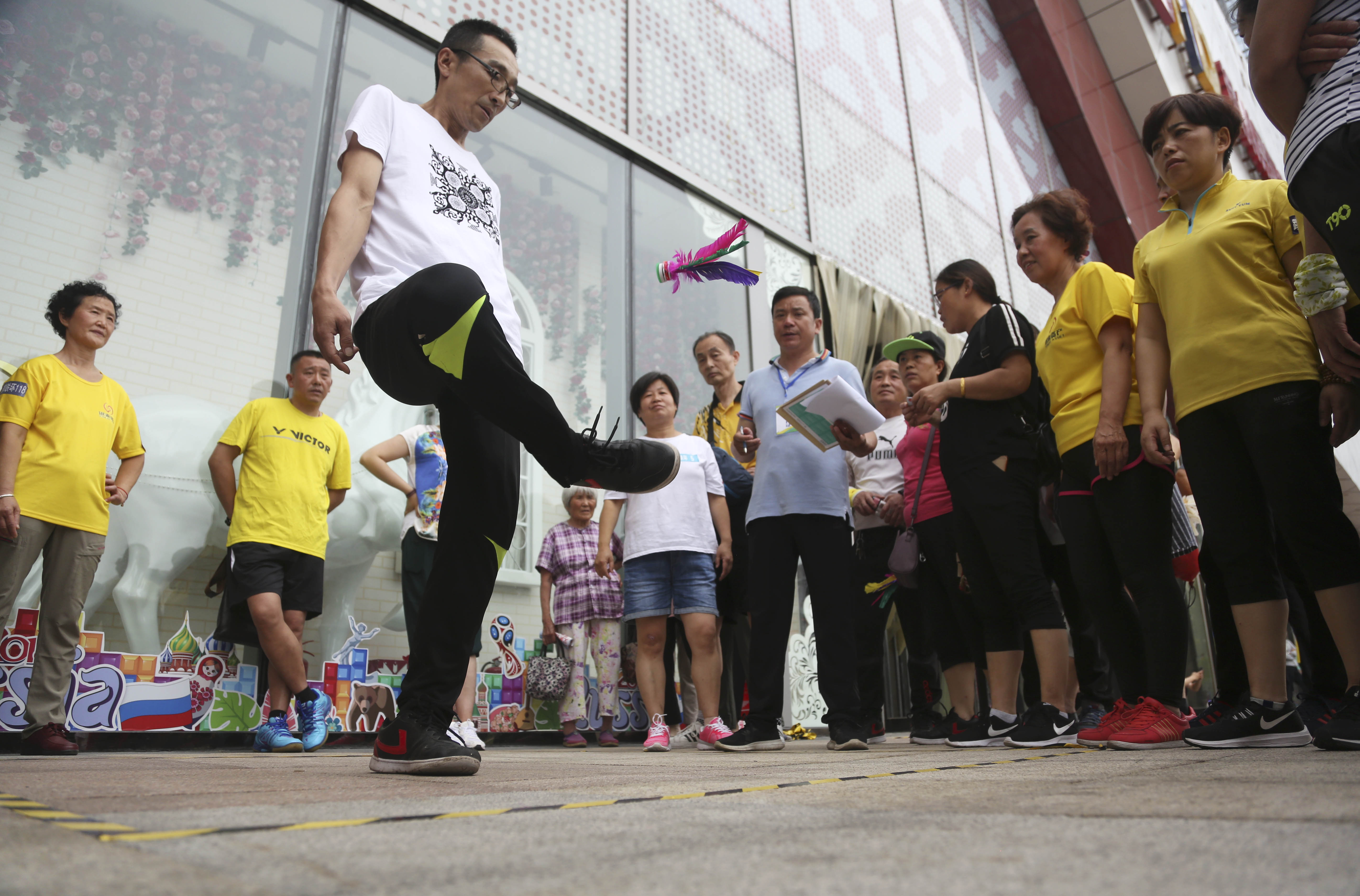 寰愬窞浼犵粺浣撹偛姣旇禌,寰愬窞浼犵粺浣撹偛姣旇禌瑙嗛