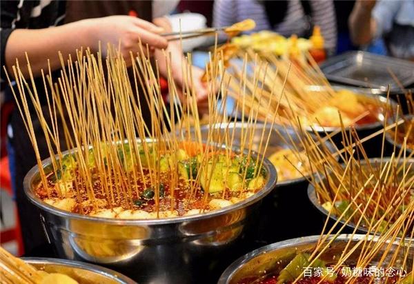 小本生意摆摊简单挣钱,最赚钱的餐饮小本生意