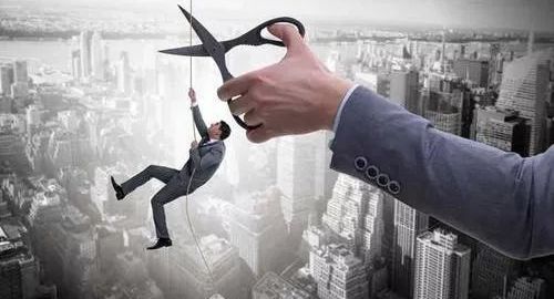 新浪裁员现场完整版,新浪裁员现场走人视频