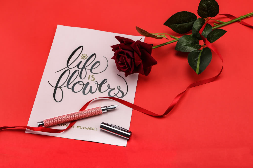 女人说情人节快乐应该怎么回,女人说情人节到了怎么回复