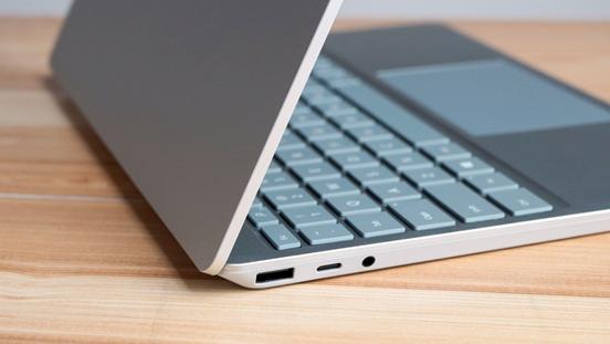 轻薄本推荐5000性价比最高,轻薄本是不是性价比都比较低