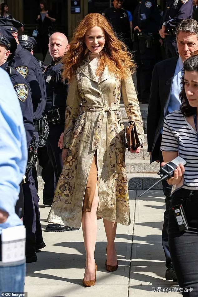 53岁妮可基德曼新剧光彩照人,妮可基德曼悬疑剧