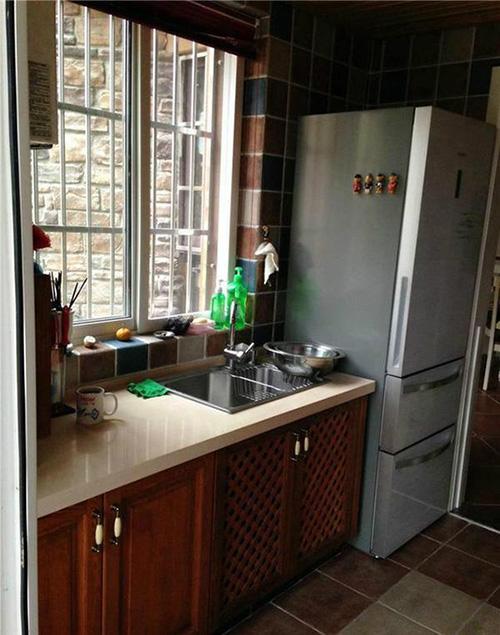 做砖夹石橱柜,老公非要自己动手装修