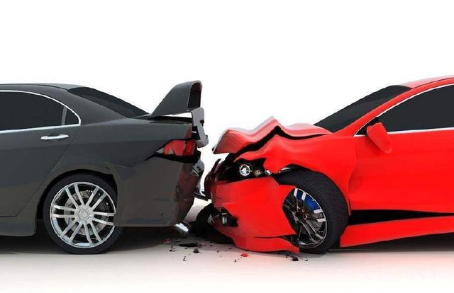 新车没有保险没有临时牌，路口被后车追尾了，双方处罚如何判定？