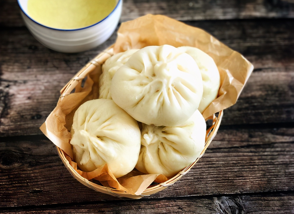 蒸包子和面要加酵母吗,蒸包子如何和面发得更快