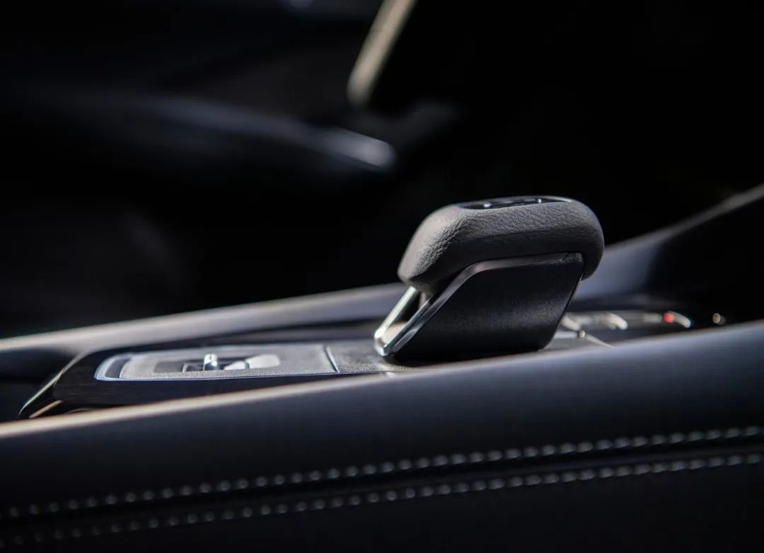 存在感太弱,存在感很弱是怎么回事