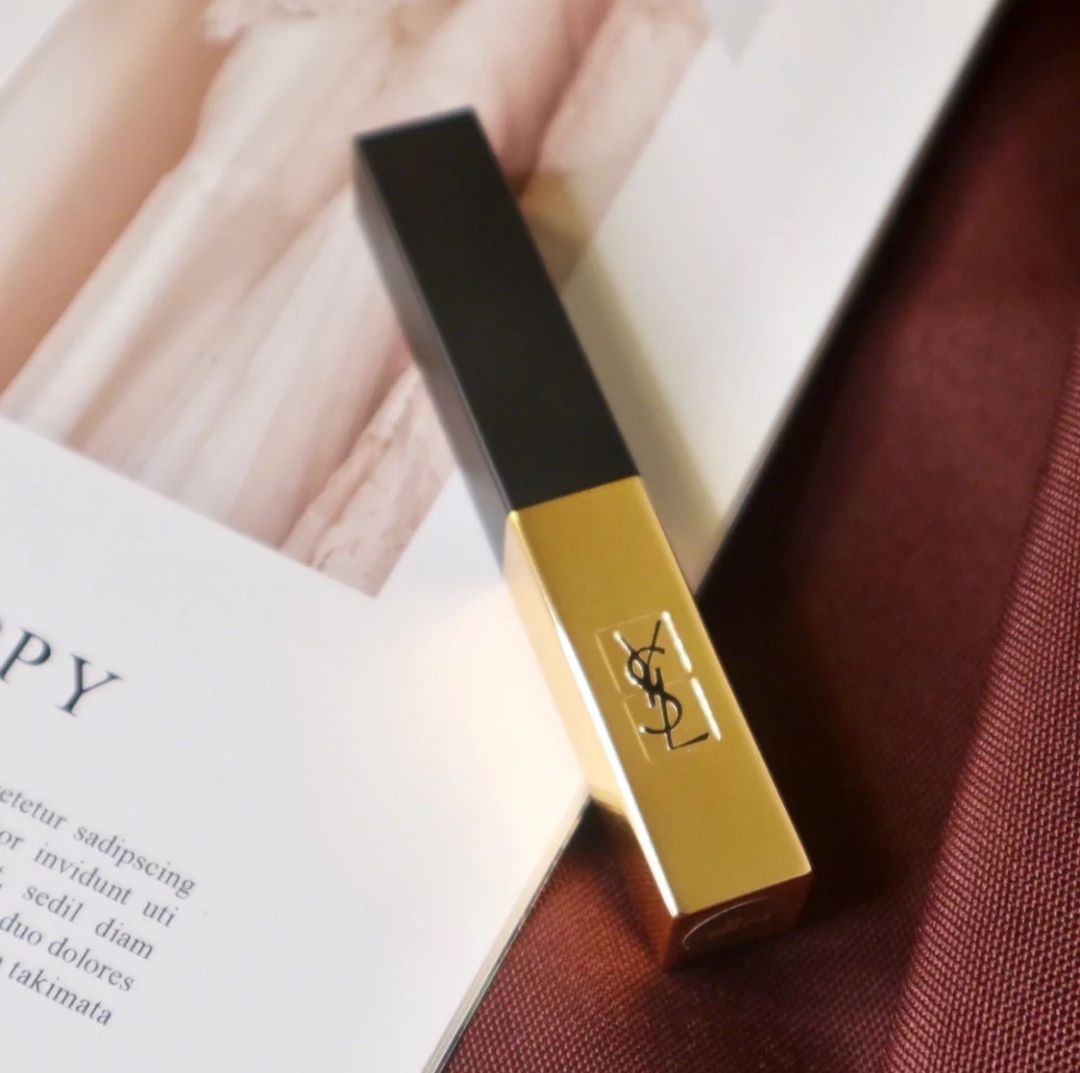 ysl冷门唇釉,ysl最新限定款粉色银管色号206