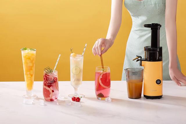 榨汁机鲜榨果汁纯天然无任何添加,榨汁机无渣的