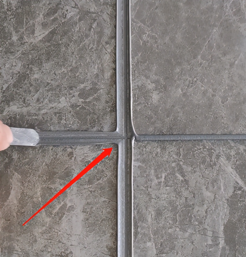 地板砖美缝除了美观还起什么作用,装修地板砖美缝就是这么简单