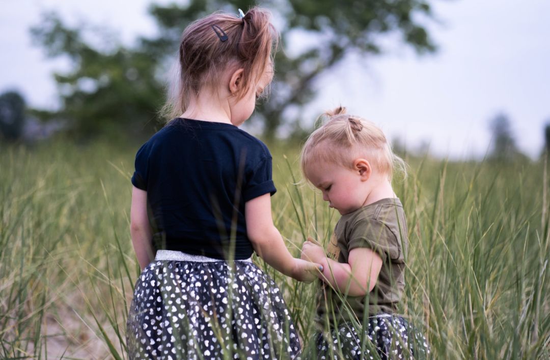 一位中年男人的“自恋”:爱与自由环境下长大,人生有多爽?