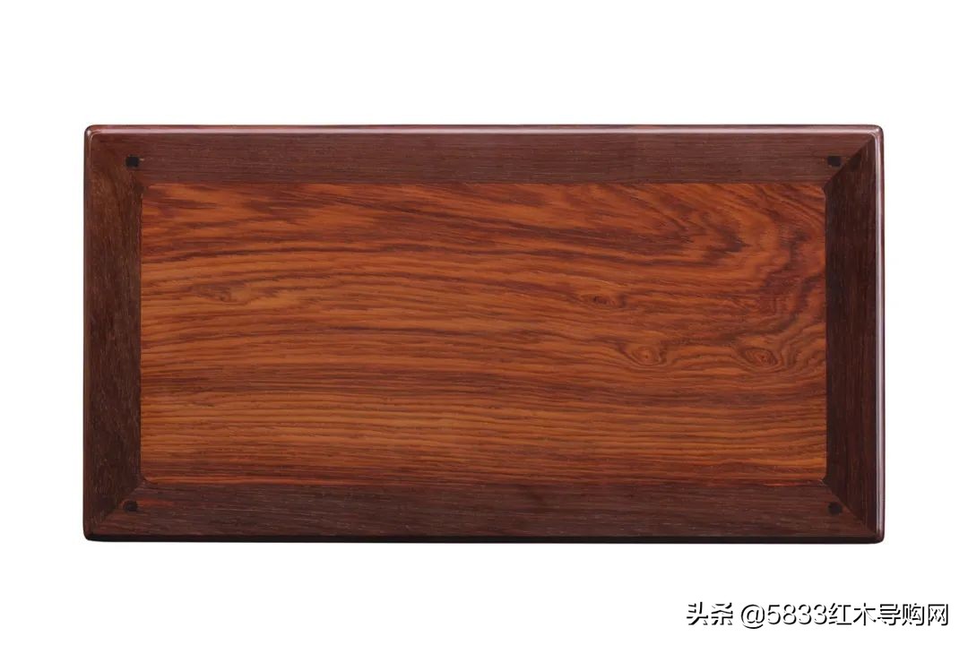 莆仙工艺经典复刻的大红酸枝圆角柜