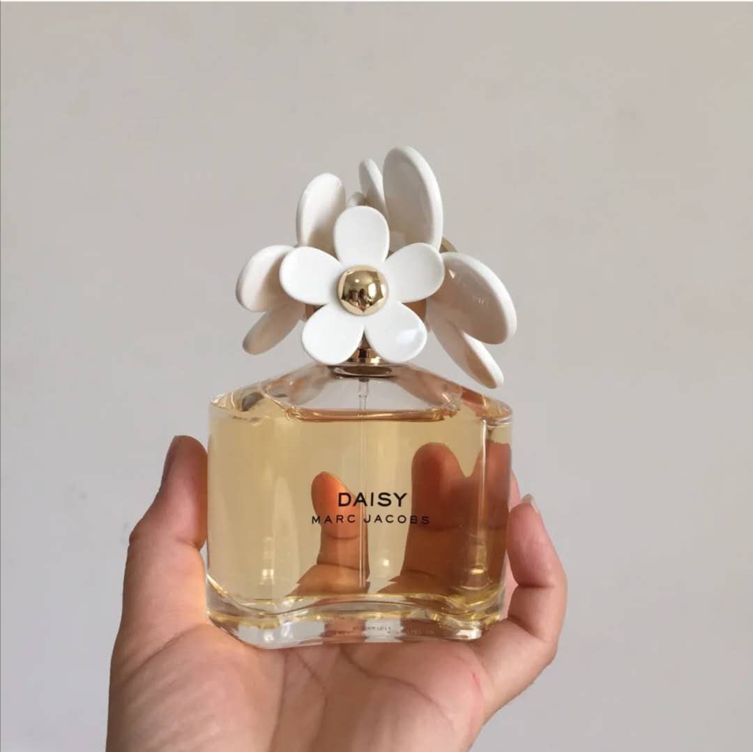 好闻女人味香水持久,好闻到上瘾的香水推荐