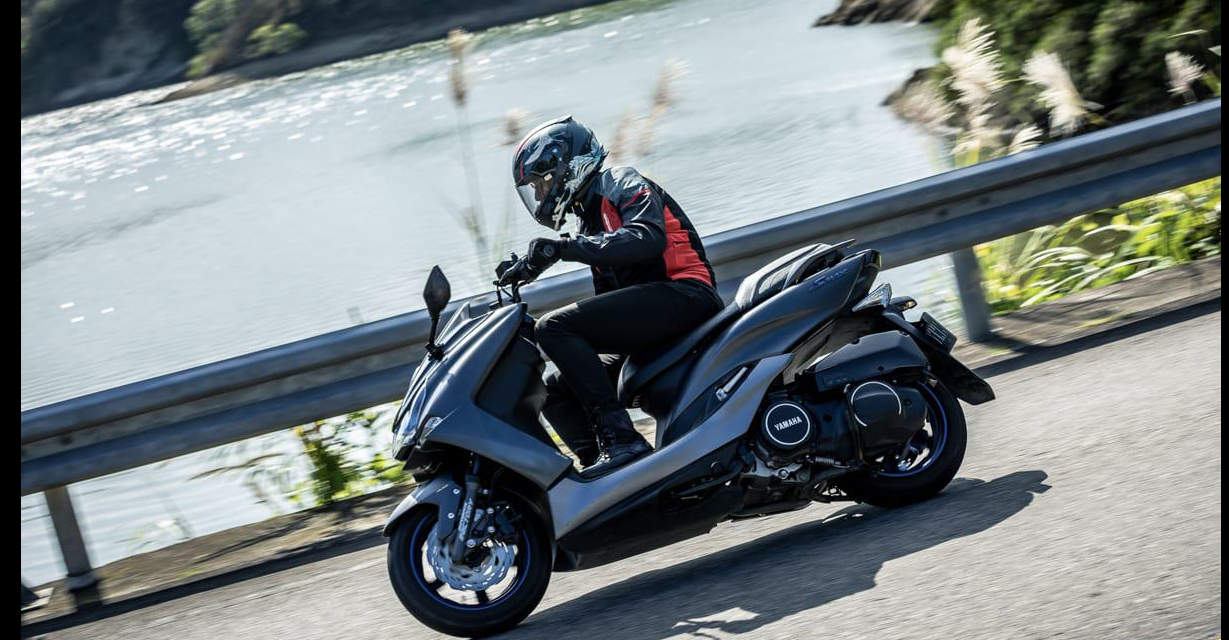 2021雅马哈smax155试驾,雅马哈smax1552016年