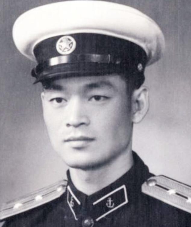 *世友许**之子许光，患癌后向医院提要求：不用进口药，不做过度治疗