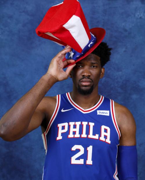 恩比德6岁杀狮子,恩比德小时候真的杀过狮子吗