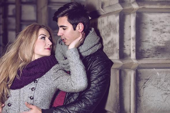 如何征服一个女人的感情,征服一个女人最好的方式在感情中