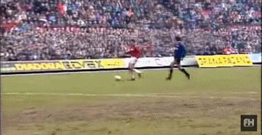 金球那些事儿:1988,1989年,范巴斯滕——天鹅王子的绚丽华尔兹