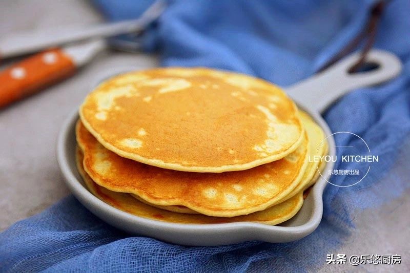 最简单快速的烙饼方法窍门,面糊烙饼怎么做又软又好吃